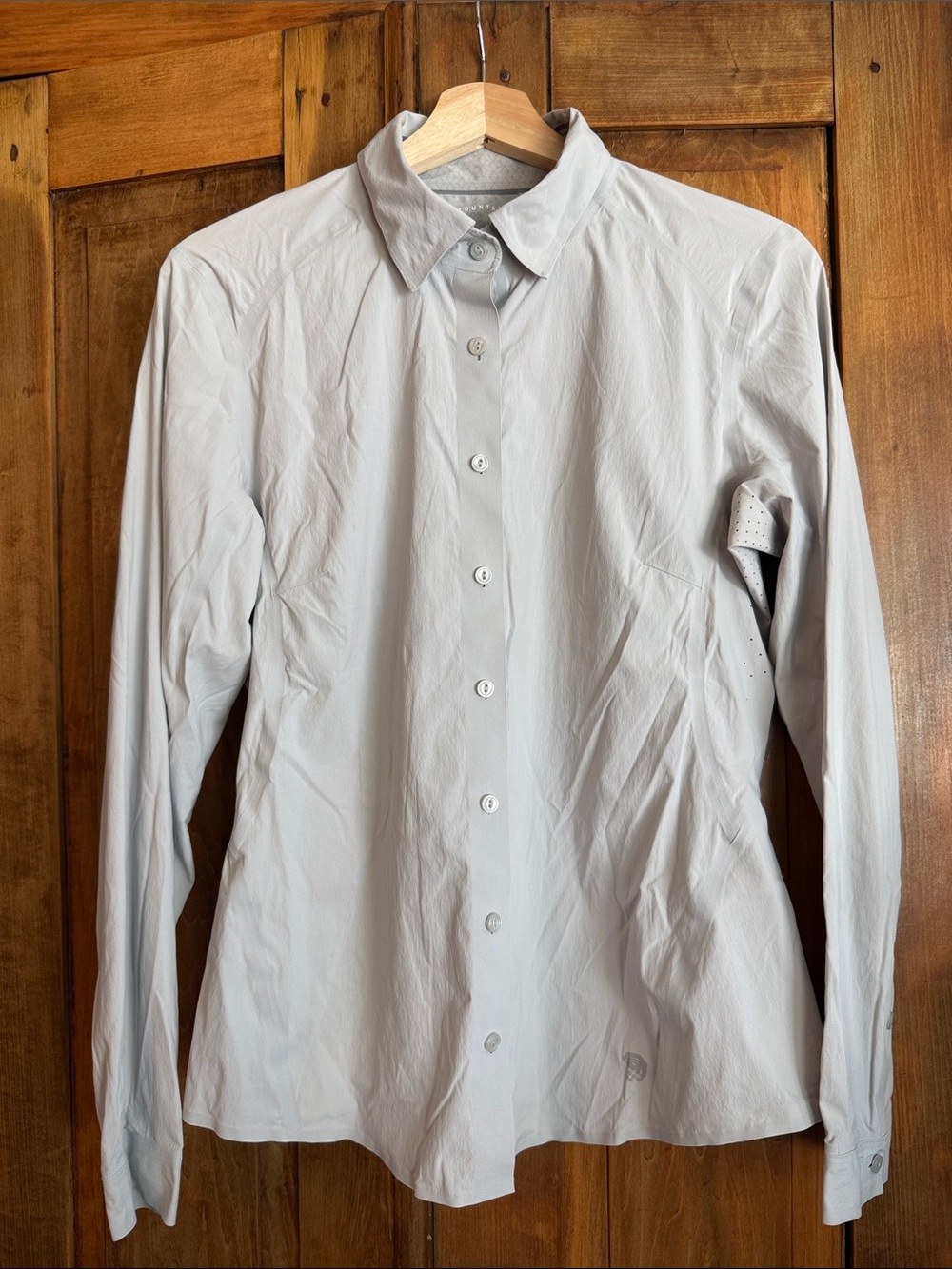 Mountain Hardwear 6 Light Gray Women's Button-Down Shirt Outdoor Hiking